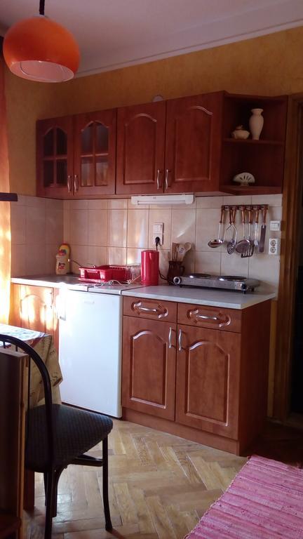 Alpesi Vendeghaz Hotel Oroshaza Room photo